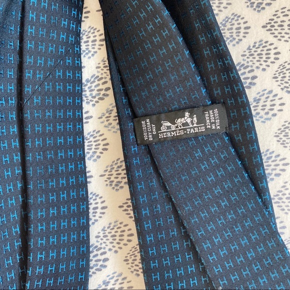 Hermes Ties - Picture 2 of 6